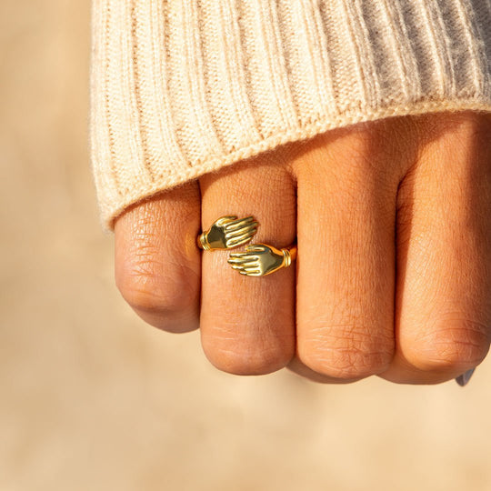 Hug Ring With Free Gift Box
